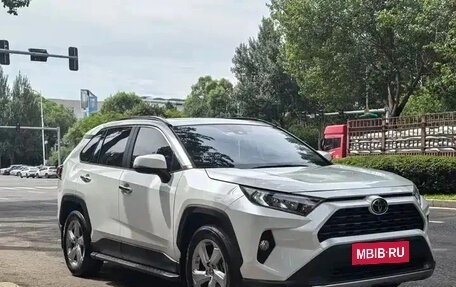 Toyota RAV4, 2021 год, 2 500 123 рублей, 3 фотография