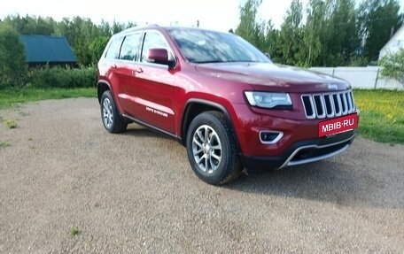 Jeep Grand Cherokee, 2014 год, 2 200 000 рублей, 2 фотография