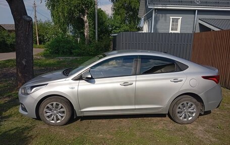 Hyundai Solaris II рестайлинг, 2019 год, 1 216 000 рублей, 3 фотография