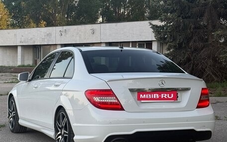 Mercedes-Benz C-Класс, 2013 год, 1 650 000 рублей, 10 фотография