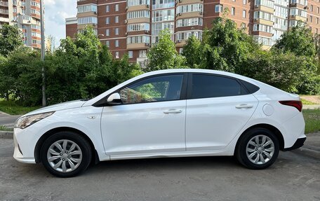 Hyundai Solaris II рестайлинг, 2021 год, 1 342 000 рублей, 5 фотография