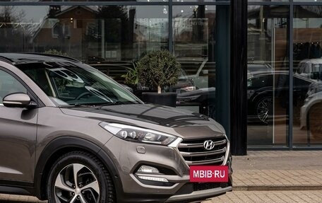 Hyundai Tucson III, 2018 год, 1 785 000 рублей, 8 фотография