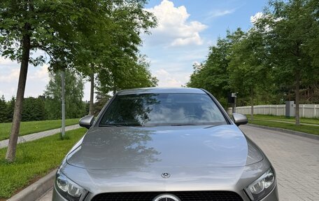 Mercedes-Benz A-Класс, 2020 год, 1 800 000 рублей, 2 фотография