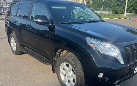 Toyota Land Cruiser Prado 150 рестайлинг 2, 2015 год, 3 350 000 рублей, 3 фотография