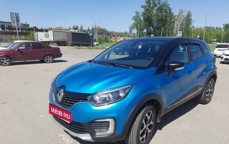 Renault Kaptur I рестайлинг, 2016 год, 970 000 рублей, 1 фотография