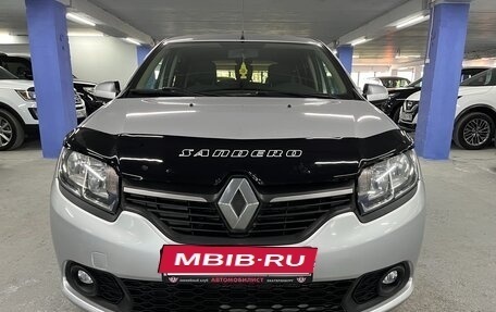 Renault Sandero II рестайлинг, 2015 год, 685 000 рублей, 2 фотография