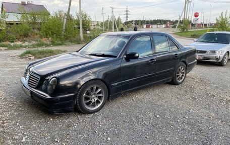 Mercedes-Benz E-Класс, 2000 год, 510 000 рублей, 4 фотография