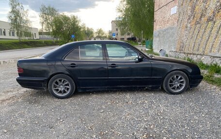 Mercedes-Benz E-Класс, 2000 год, 510 000 рублей, 5 фотография
