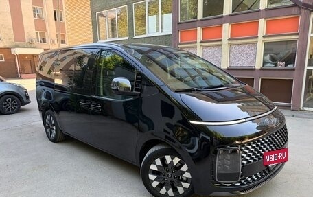 Hyundai Staria, 2022 год, 5 270 000 рублей, 4 фотография
