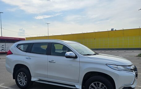 Mitsubishi Pajero Sport III рестайлинг, 2020 год, 3 300 000 рублей, 3 фотография