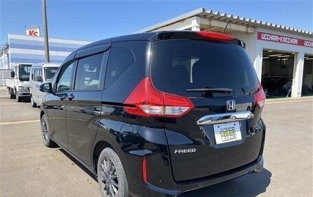 Honda Freed II, 2023 год, 1 470 000 рублей, 6 фотография