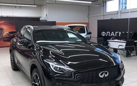 Infiniti QX30, 2017 год, 2 600 000 рублей, 2 фотография