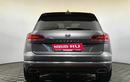 Volkswagen Touareg III, 2021 год, 5 750 000 рублей, 5 фотография