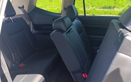 Volkswagen Teramont I, 2018 год, 3 690 000 рублей, 3 фотография