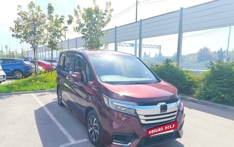 Honda Stepwgn IV, 2021 год, 2 500 000 рублей, 3 фотография