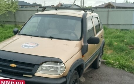 Chevrolet Niva I рестайлинг, 2005 год, 212 000 рублей, 2 фотография