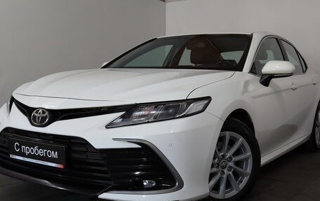 Toyota Camry, 2021 год, 2 329 000 рублей, 3 фотография