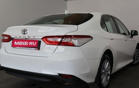 Toyota Camry, 2021 год, 2 329 000 рублей, 6 фотография