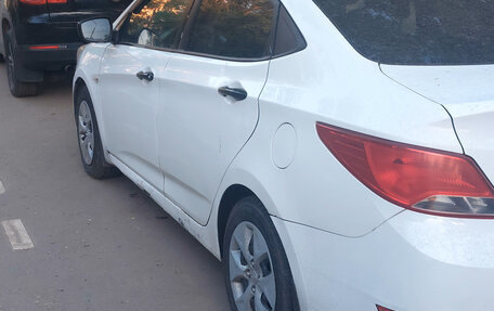 Hyundai Solaris II рестайлинг, 2015 год, 510 000 рублей, 4 фотография