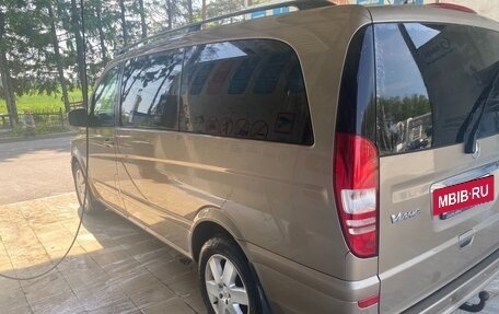 Mercedes-Benz Viano, 2011 год, 1 950 000 рублей, 3 фотография