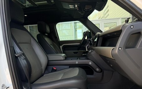 Land Rover Defender II, 2021 год, 10 850 000 рублей, 10 фотография