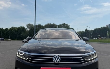 Volkswagen Passat B8 рестайлинг, 2017 год, 1 700 000 рублей, 4 фотография