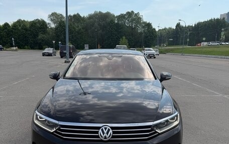 Volkswagen Passat B8 рестайлинг, 2017 год, 1 700 000 рублей, 5 фотография