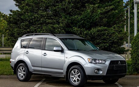 Mitsubishi Outlander III рестайлинг 3, 2011 год, 1 195 000 рублей, 3 фотография