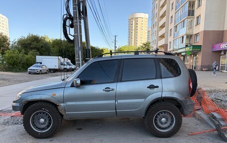 Chevrolet Niva I рестайлинг, 2009 год, 300 000 рублей, 5 фотография