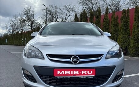 Opel Astra J, 2013 год, 680 000 рублей, 2 фотография