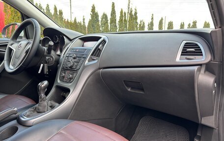 Opel Astra J, 2013 год, 680 000 рублей, 9 фотография
