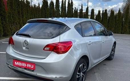 Opel Astra J, 2013 год, 680 000 рублей, 5 фотография