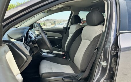 Chevrolet Cruze II, 2013 год, 950 000 рублей, 8 фотография