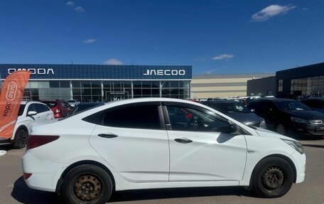 Hyundai Solaris II рестайлинг, 2016 год, 597 000 рублей, 5 фотография