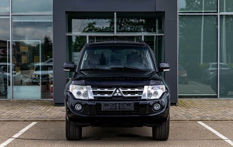 Mitsubishi Pajero IV, 2011 год, 1 895 000 рублей, 2 фотография