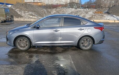 Hyundai Solaris II рестайлинг, 2020 год, 1 600 000 рублей, 10 фотография
