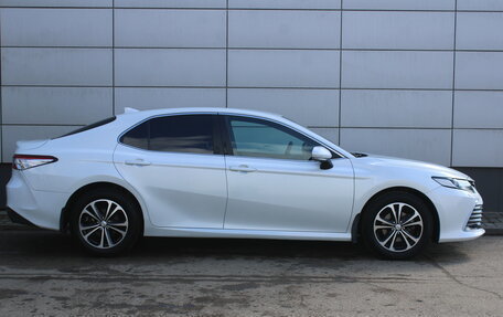 Toyota Camry, 2021 год, 2 989 000 рублей, 5 фотография