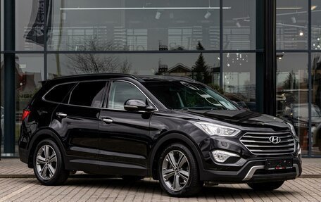 Hyundai Santa Fe III рестайлинг, 2015 год, 1 735 000 рублей, 3 фотография