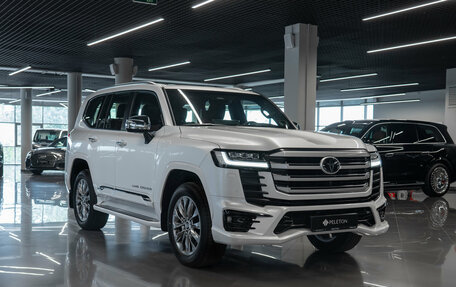 Toyota Land Cruiser, 2024 год, 14 200 000 рублей, 2 фотография