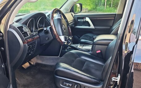 Toyota Land Cruiser 200, 2014 год, 4 450 000 рублей, 6 фотография