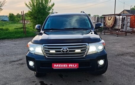 Toyota Land Cruiser 200, 2014 год, 4 450 000 рублей, 2 фотография