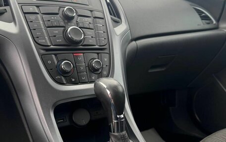 Opel Astra J, 2013 год, 598 900 рублей, 10 фотография