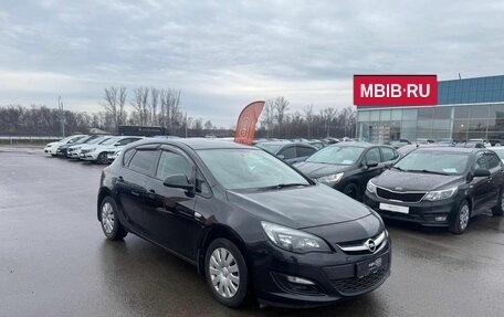 Opel Astra J, 2013 год, 598 900 рублей, 3 фотография