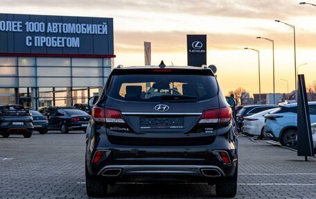 Hyundai Santa Fe III рестайлинг, 2018 год, 1 955 000 рублей, 5 фотография