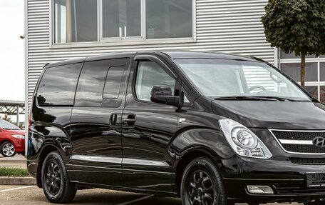 Hyundai Grand Starex Grand Starex I рестайлинг 2, 2014 год, 1 495 000 рублей, 7 фотография