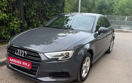 Audi A3, 2019 год, 2 300 000 рублей, 2 фотография