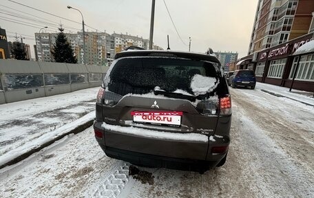 Mitsubishi Outlander III рестайлинг 3, 2012 год, 1 100 000 рублей, 3 фотография