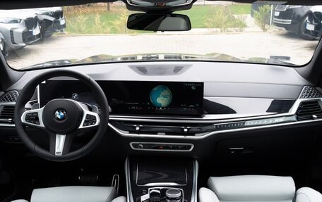 BMW X5, 2024 год, 9 000 000 рублей, 10 фотография