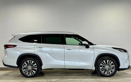 Toyota Highlander, 2026 год, 5 090 000 рублей, 5 фотография