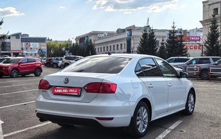 Volkswagen Jetta VI, 2013 год, 1 100 000 рублей, 2 фотография